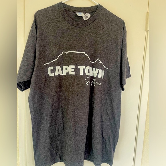 Nwt graphic grey Tshirt XL - Picture 1 of 7